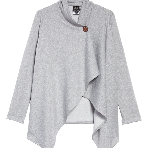 bobeau Sweaters - Bobeau Cardigan with button